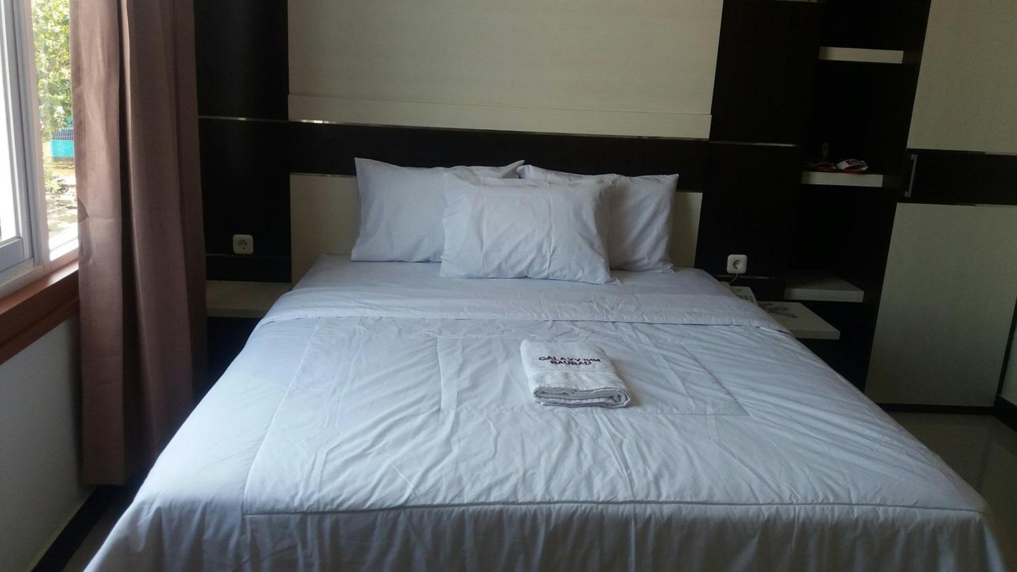 Galaxy Inn Baubau Εξωτερικό φωτογραφία