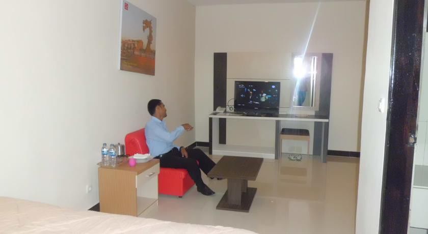 Galaxy Inn Baubau Εξωτερικό φωτογραφία