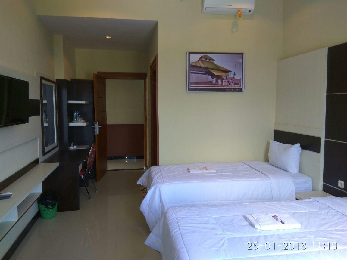 Galaxy Inn Baubau Εξωτερικό φωτογραφία