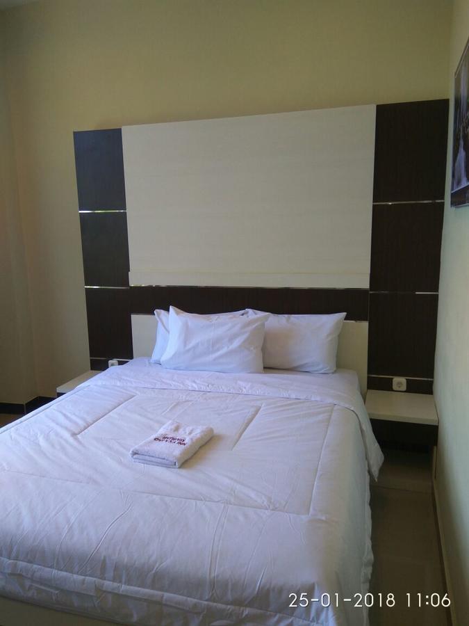 Galaxy Inn Baubau Εξωτερικό φωτογραφία